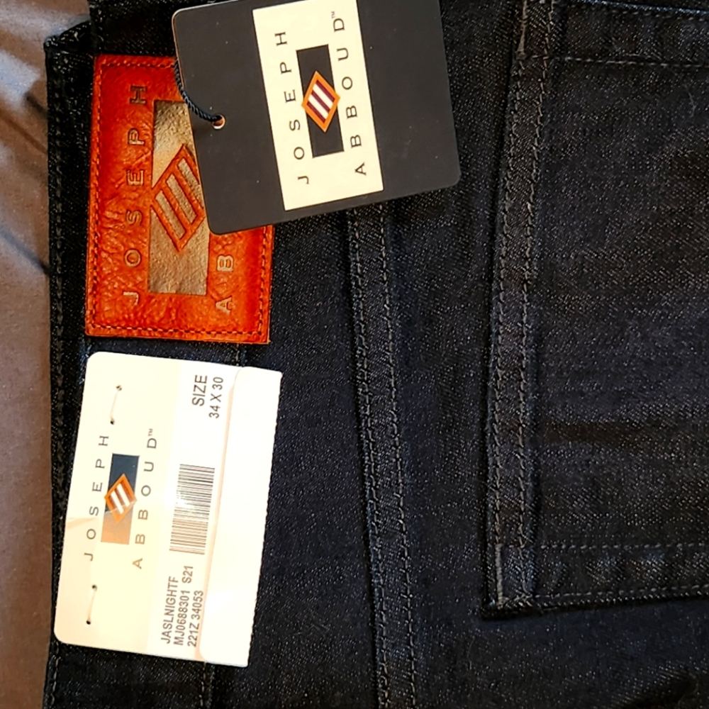 Men's 34X30 Joseph Abboud, dark denim jeans.